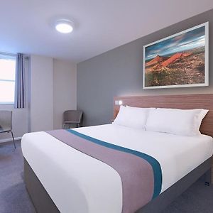 Travelodge London Waterloo Hotel